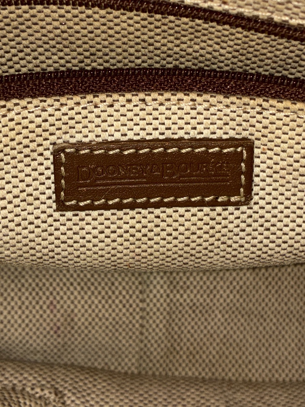 Vintage Dooney & Bourke Signature Handbag - Picture 8 of 12